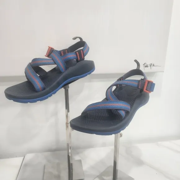 [ CHACOS] BOYS SIZE 4, blue and orange OPEN TOE SPORT SANDAL.