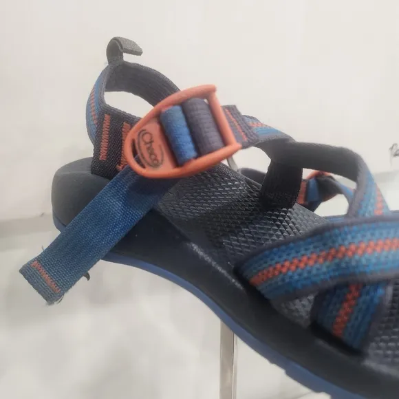 [ CHACOS] BOYS SIZE 4, blue and orange OPEN TOE SPORT SANDAL.