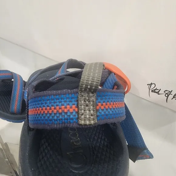 [ CHACOS] BOYS SIZE 4, blue and orange OPEN TOE SPORT SANDAL.