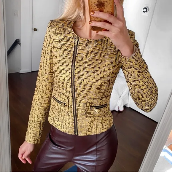 ⭐️ MANGO GOLD BLACK METALLIC BLAZER JACKET!