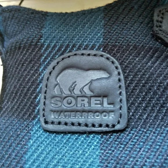 -NEW- Women's Sorel Out N About Plus Boots/Booties 8