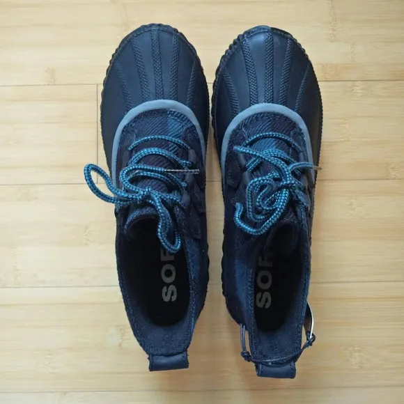 -NEW- Women's Sorel Out N About Plus Boots/Booties 8