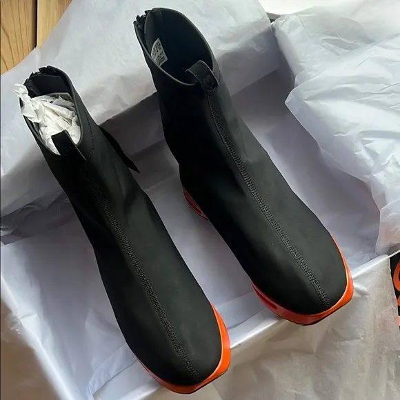- new Y-3 Two-Tone Neoprene Ankle Boots in Black size Women’s US 7