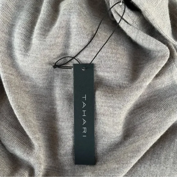 ⛄️ NWT Tahari Merino Wool Long Sleeve Brown White Sweater Dress