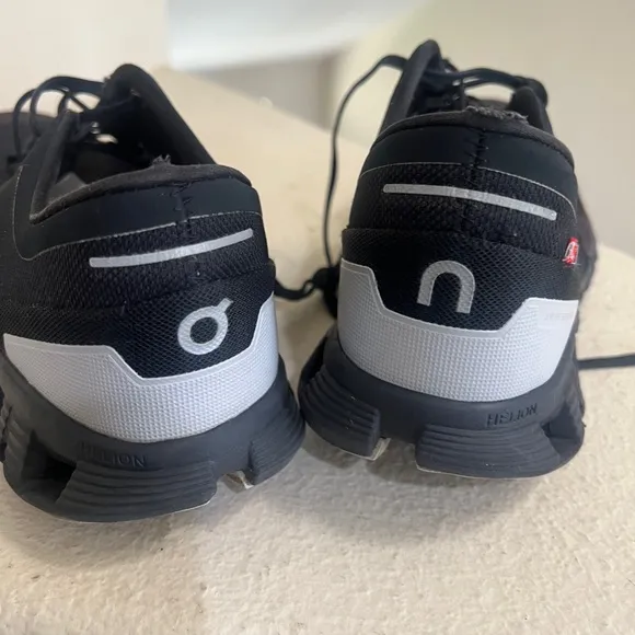 - ON CLOUD X 3 Lace Up Athletic Running Shoes Black Men's Size 12