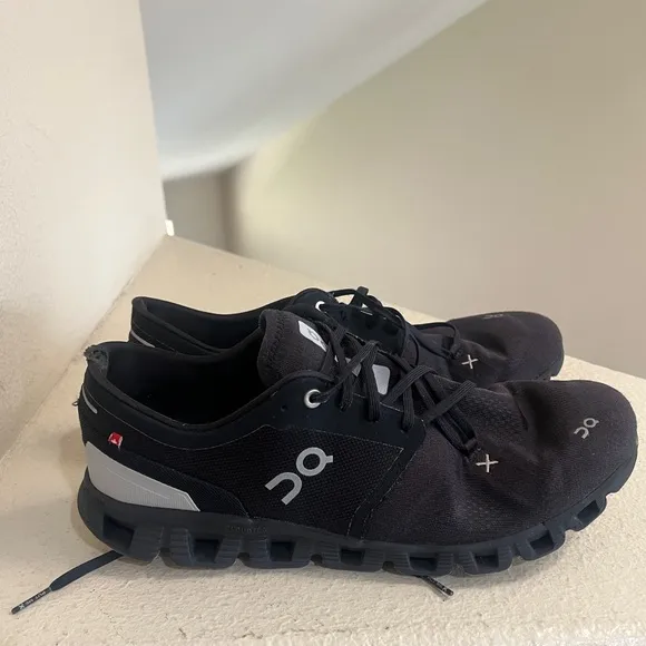 - ON CLOUD X 3 Lace Up Athletic Running Shoes Black Men's Size 12
