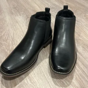 💕 Perry Ellis NWT portfolio Men’s dress shoes. Style:Chris. Black. Sz 7.5.