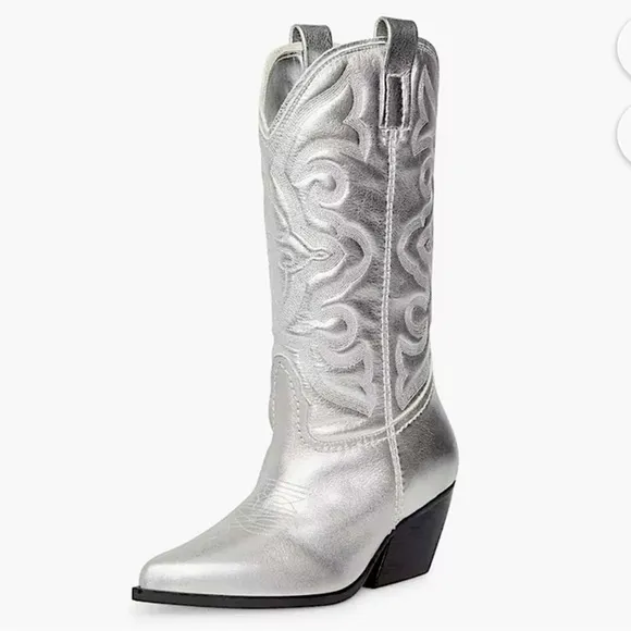 🔥 🔥 Steve Madden Silver Cowboy Boots brand new