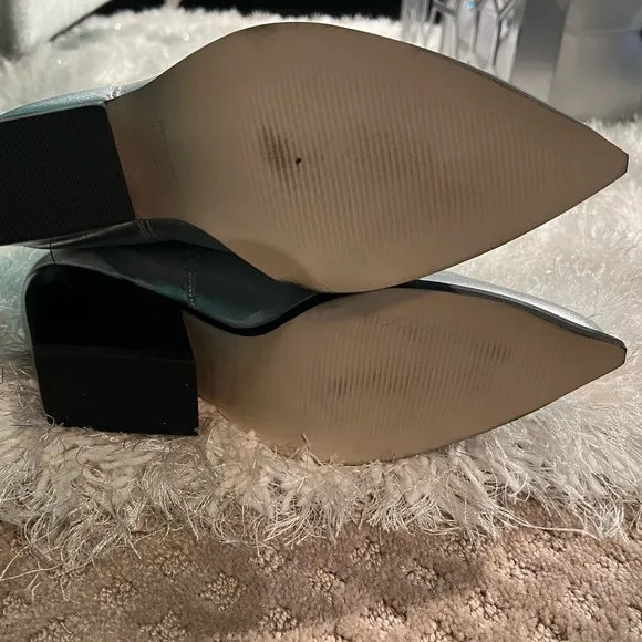 🔥 🔥 Steve Madden Silver Cowboy Boots brand new