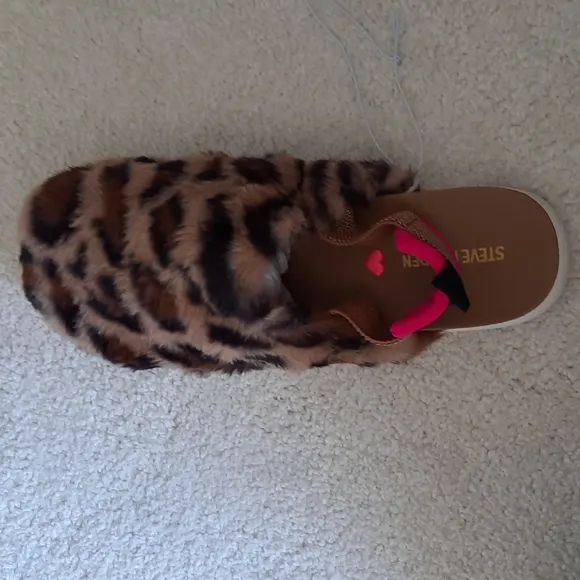 10. Steve Madden leopard print faux fur slingback shoes