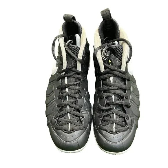 2016 Nike Air Foamposite Pro Dr Doom Black White 624041-006 Mens Size 10.5