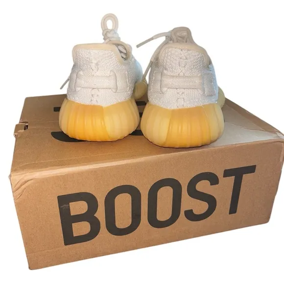 2017 Yeezy Boost 350 V2 ‘Cream White / Triple White’ Reflective Shoes EUC