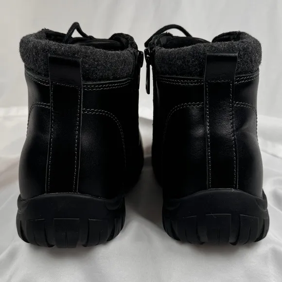(9 extra wide) NEW IN BOX Propét Women's Delaney Black Leather Ankle Boot