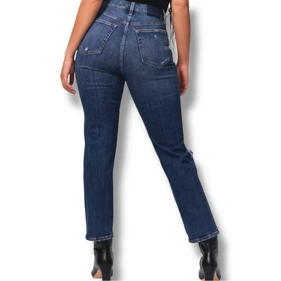 Abercrombie Curve Love Ultra High Rise Ankle Straight Jean Size 28 Short NWT