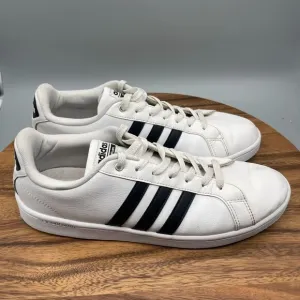 Adidas Cloudfoam Casual Shoes Mens Size 11.5 White Black Stripe Sneakers Comfort