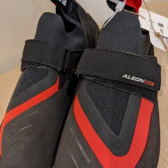 Adidas Five Ten 5.10 Aleon Climbing Shoes Black Red BC0861 Men's Size 13