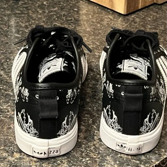 Adidas Nizza X Disney Sport Goofy Black Shoes