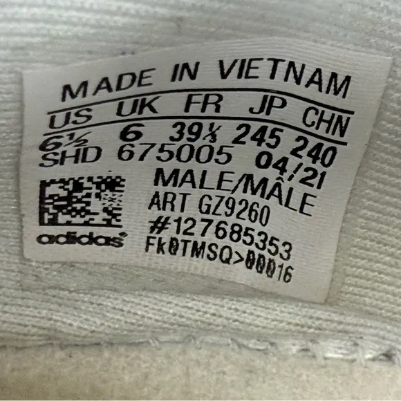 Adidas Nmd_R1 White Gum Sneakers Shoe Men’s Size 6.5 Women’s 8/8.5