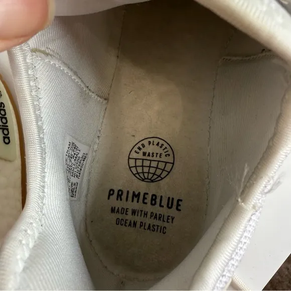 Adidas Nmd_R1 White Gum Sneakers Shoe Men’s Size 6.5 Women’s 8/8.5