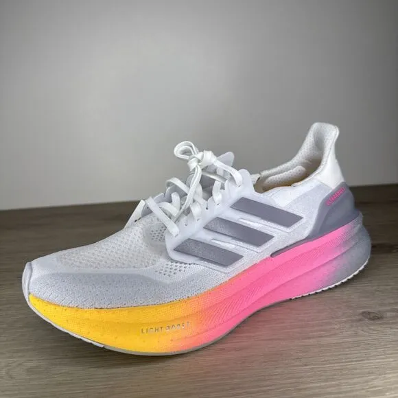 adidas Ultraboost 5 Women's 10 Athletic Shoes