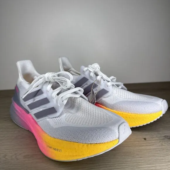 adidas Ultraboost 5 Women's 10 Athletic Shoes