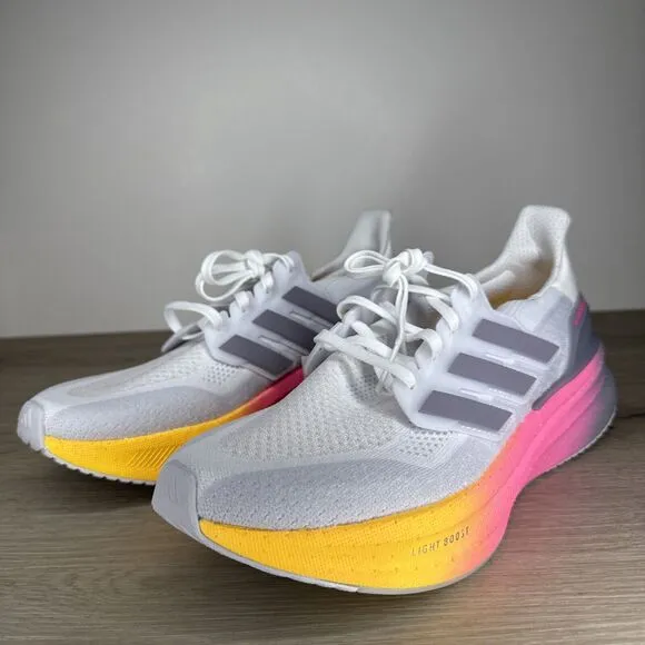 adidas Ultraboost 5 Women's 10 Athletic Shoes