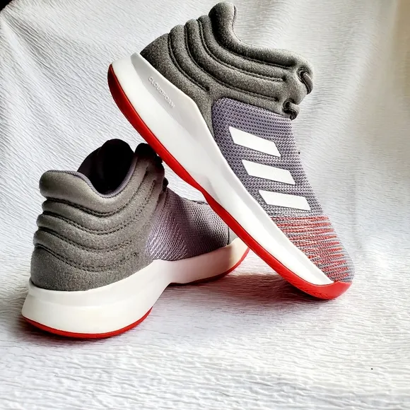 Adidas Unisex-Child Pro Spark 2018 Gray Sneaker Shoe Size 5 Youth
