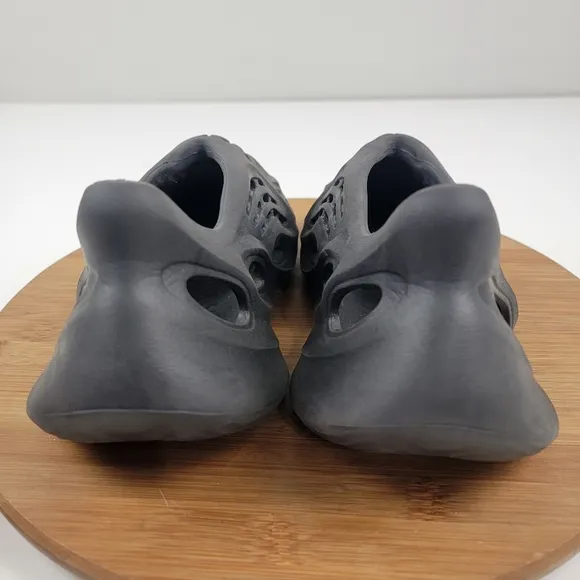 Adidas Yeezy Foam Runner Onyx Slip On Shoes (HP8739) Men's Size 5 Womens Size 7