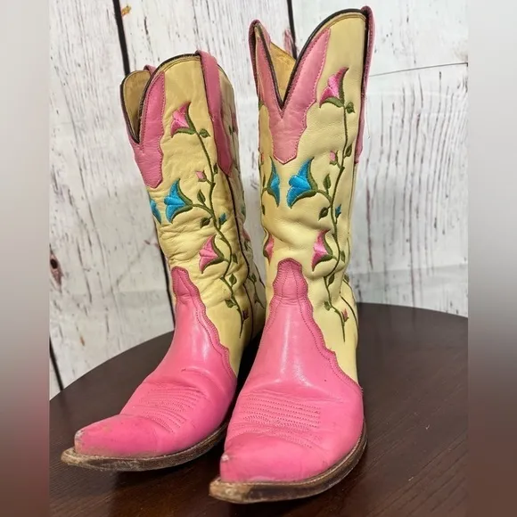 AGUILA BOOTS mexico brand cowgirls boots embroidered leather steel toe 7.5 GUC
