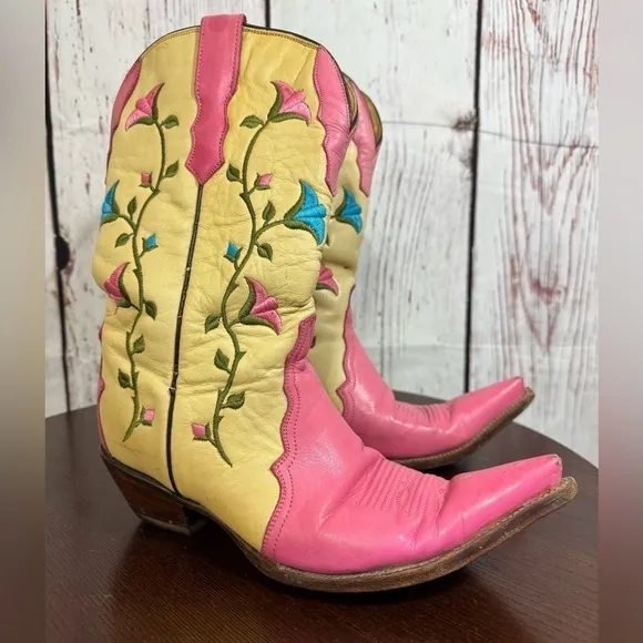 AGUILA BOOTS mexico brand cowgirls boots embroidered leather steel toe 7.5 GUC