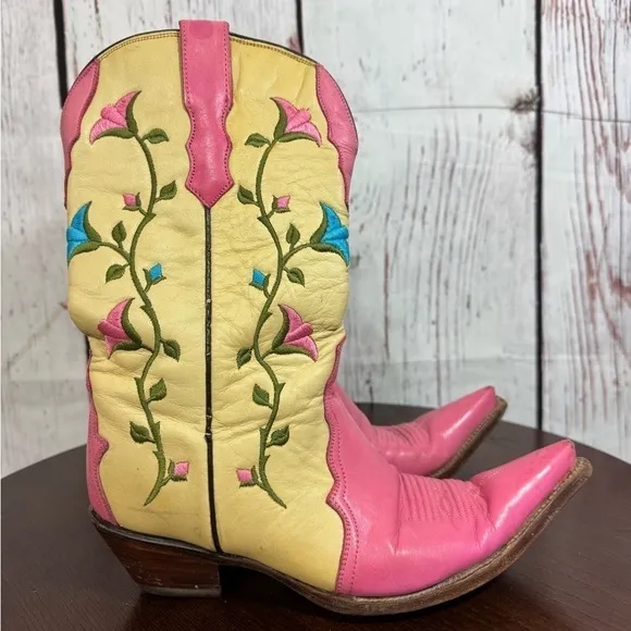 AGUILA BOOTS mexico brand cowgirls boots embroidered leather steel toe 7.5 GUC