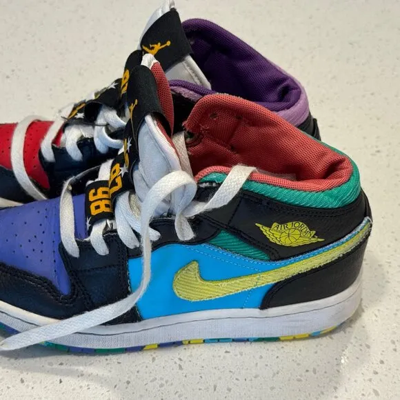 Air Jordan 1 Mid GS “Six Championships”