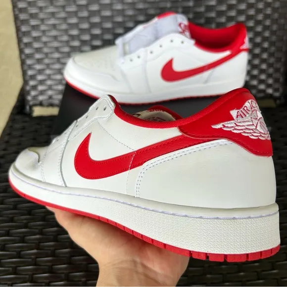 AIR JORDAN 1 RETRO OG LOW UNIVERSITY RED Size 14