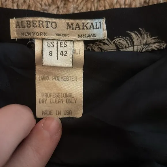 Alberto Makali Navy Blue &amp; White Feather Print Pleated Maxi Skirt – Size 8