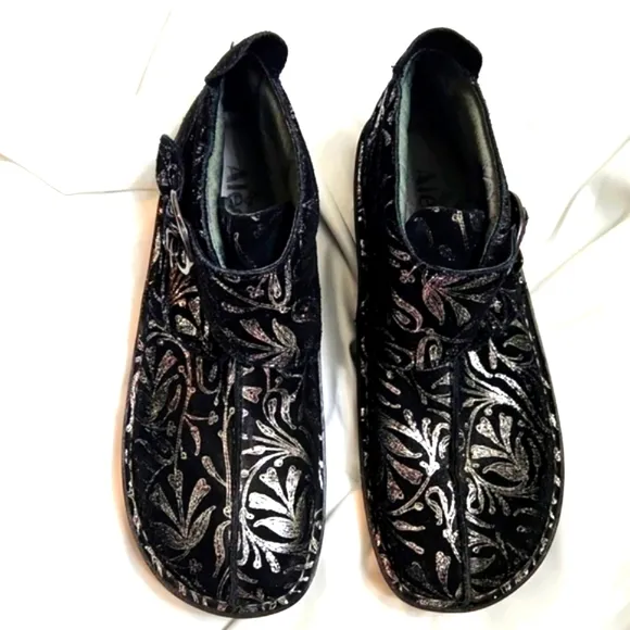 Alegria By PG Lite Caiti Leather Black Blossom Ankle boots booties (w size 39)