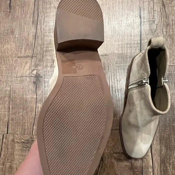 Alexa Suede Leather Comfortable Lightweight Flexible Booties