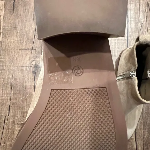 Alexa Suede Leather Comfortable Lightweight Flexible Booties