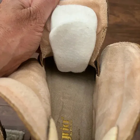 Algeria PGLite Cairo Brown Suede Boots. Euro size 42, US size 11.