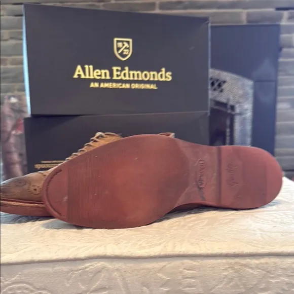 Allen Edmonds Men's Brown Oxford Shoes