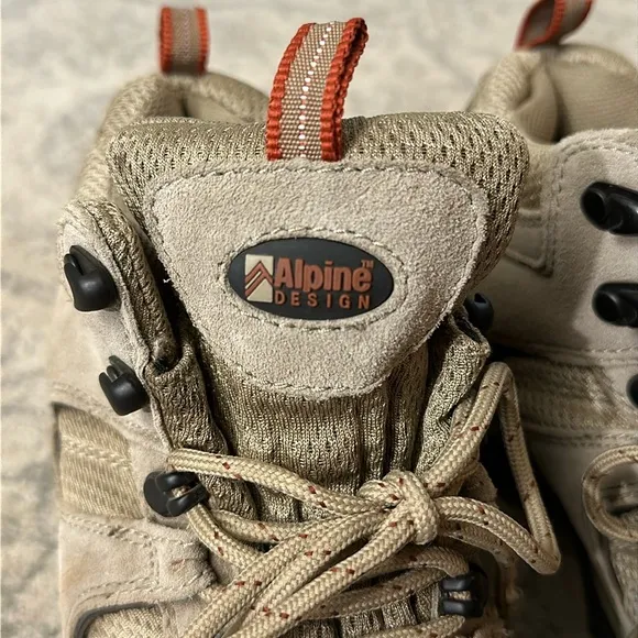 Alpine Design Hiking Boots