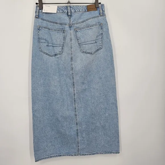 American Eagle Low-Rise Denim Maxi Skirt NWT | Size 2