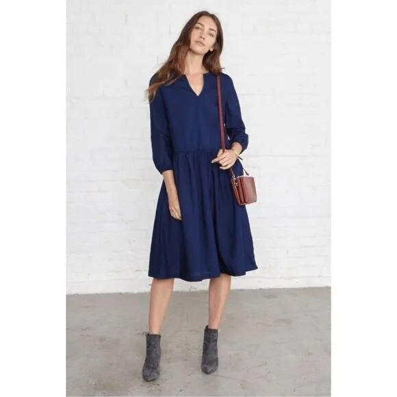 Amour Vert Tencel V-Neck Midi Dress Blue Size Extra Small