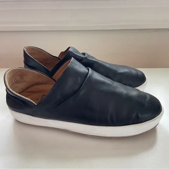 Anthropologie Beek Jay Black Leather Slip-On Loafer Sneaker Comfort Shoes 9
