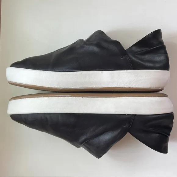 Anthropologie Beek Jay Black Leather Slip-On Loafer Sneaker Comfort Shoes 9