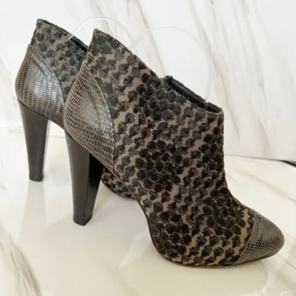 Anthropologie Tibi Italian Leather Ankle Heels Boots Brown Nude 9 Embroidered