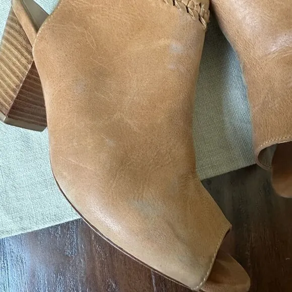 ANTHROPOLOGIE Woven Detail Shooties Peep Toe Booties Tan Leather