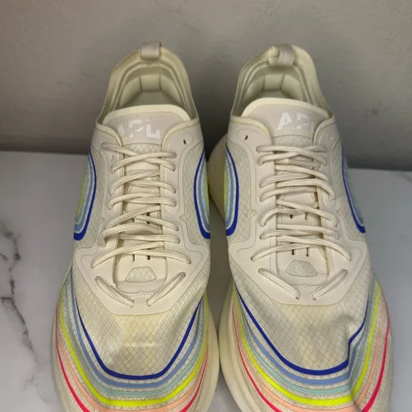 APL Streamline Running Shoe M9 / W 10.5