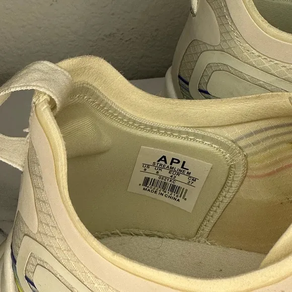 APL Streamline Running Shoe M9 / W 10.5