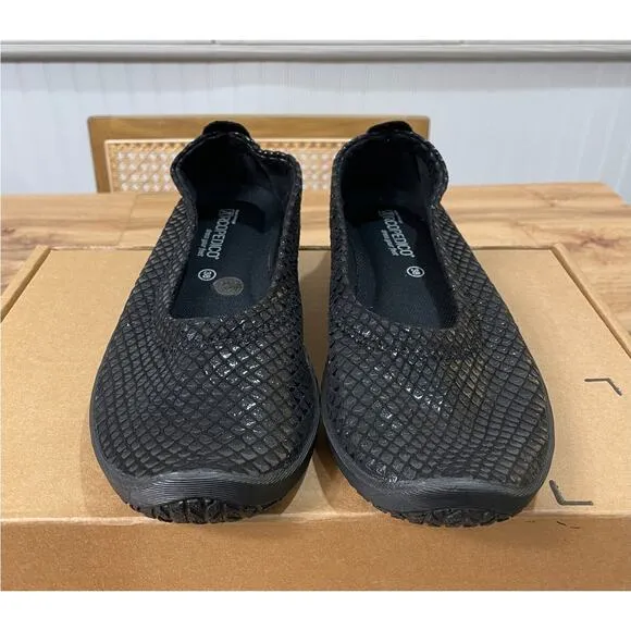 Arcopedico Women's L15 Slip Ons Black Shine Size 7/7.5 US 38 EU NWOB Ballet Flat