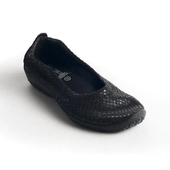 Arcopedico Women's L15 Slip Ons Black Shine Size 7/7.5 US 38 EU NWOB Ballet Flat